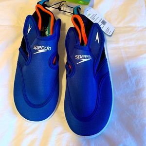 Little boys water shoes size 11-12